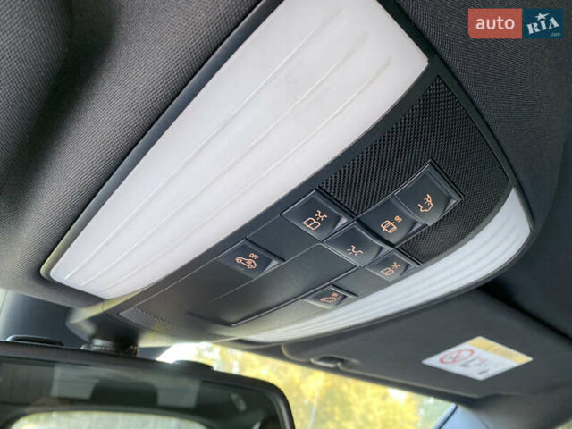 Синий Мерседес Е-Класс, объемом двигателя 2.1 л и пробегом 245 тыс. км за 18500 $, фото 22 на Automoto.ua