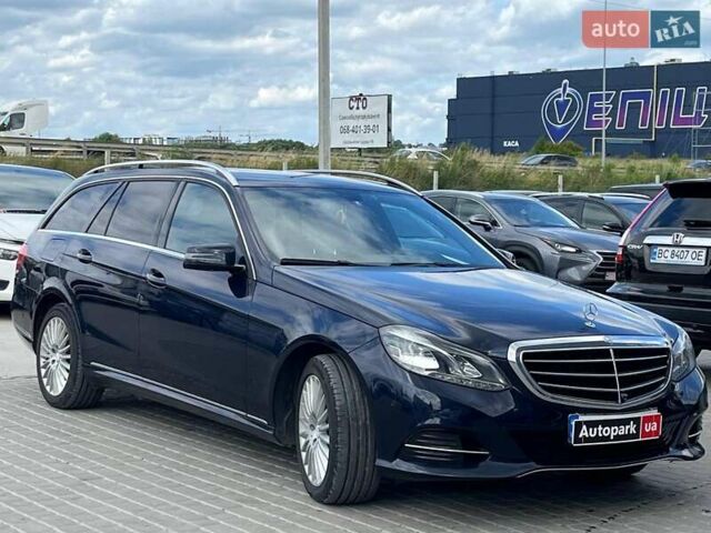 Синий Мерседес Е-Класс, объемом двигателя 2.2 л и пробегом 323 тыс. км за 16450 $, фото 3 на Automoto.ua