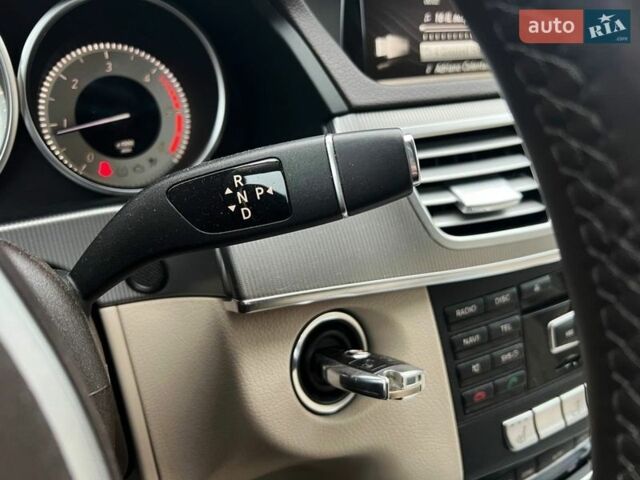 Синій Мерседес Е-Клас, об'ємом двигуна 2.14 л та пробігом 197 тис. км за 15490 $, фото 18 на Automoto.ua