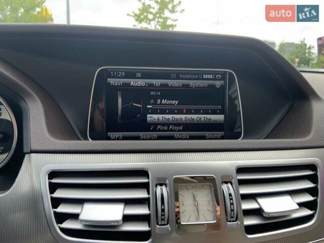 Синий Мерседес Е-Класс, объемом двигателя 2.14 л и пробегом 197 тыс. км за 17990 $, фото 23 на Automoto.ua