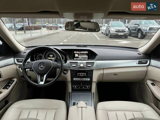 Синий Мерседес Е-Класс, объемом двигателя 2.14 л и пробегом 197 тыс. км за 15490 $, фото 11 на Automoto.ua