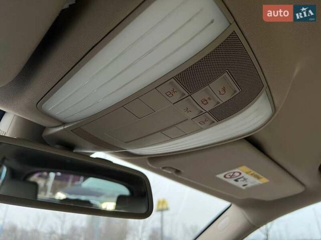 Синий Мерседес Е-Класс, объемом двигателя 2.14 л и пробегом 197 тыс. км за 16990 $, фото 27 на Automoto.ua