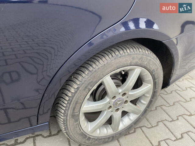 Синій Мерседес Е-Клас, об'ємом двигуна 2.14 л та пробігом 300 тис. км за 11999 $, фото 2 на Automoto.ua