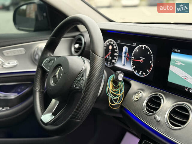 Синий Мерседес Е-Класс, объемом двигателя 1.95 л и пробегом 321 тыс. км за 19700 $, фото 24 на Automoto.ua