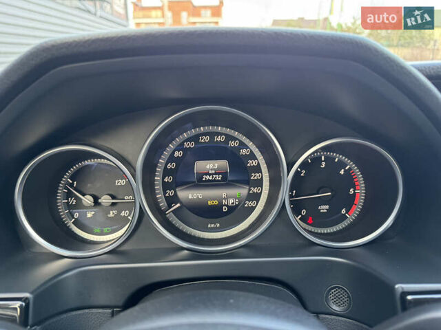 Синій Мерседес Е-Клас, об'ємом двигуна 2.2 л та пробігом 220 тис. км за 15700 $, фото 24 на Automoto.ua