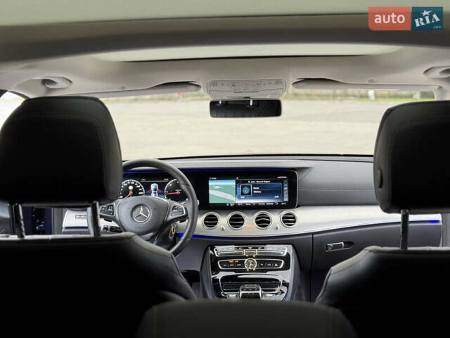 Синій Мерседес Е-Клас, об'ємом двигуна 2 л та пробігом 321 тис. км за 20999 $, фото 39 на Automoto.ua