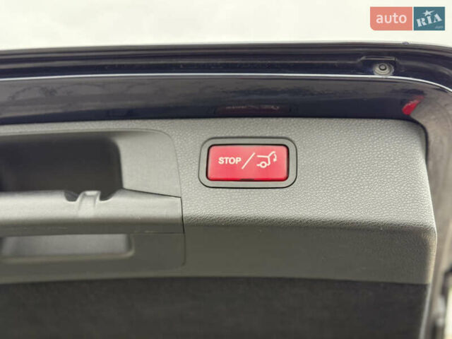 Синий Мерседес Е-Класс, объемом двигателя 1.95 л и пробегом 321 тыс. км за 19700 $, фото 34 на Automoto.ua