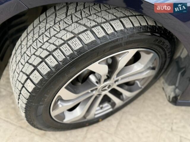 Синий Мерседес Е-Класс, объемом двигателя 2.14 л и пробегом 225 тыс. км за 14700 $, фото 14 на Automoto.ua