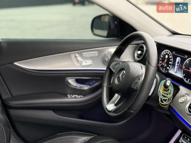 Синій Мерседес Е-Клас, об'ємом двигуна 2 л та пробігом 321 тис. км за 20999 $, фото 27 на Automoto.ua