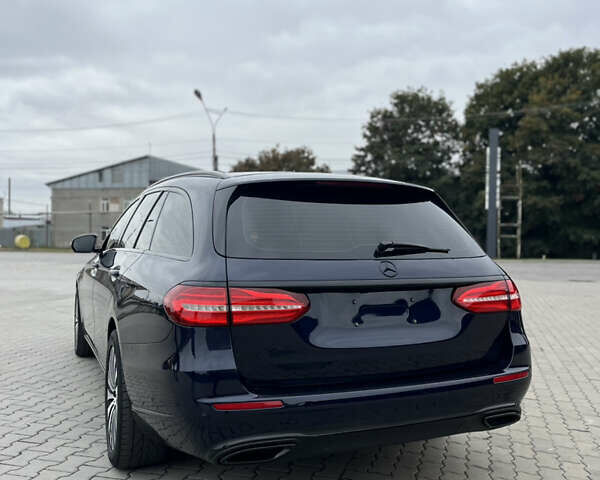 Синій Мерседес Е-Клас, об'ємом двигуна 2 л та пробігом 321 тис. км за 20999 $, фото 53 на Automoto.ua