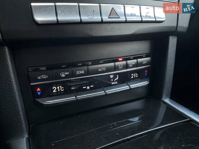 Синій Мерседес Е-Клас, об'ємом двигуна 2.2 л та пробігом 220 тис. км за 15700 $, фото 26 на Automoto.ua