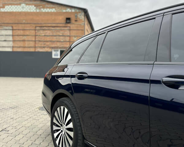 Синій Мерседес Е-Клас, об'ємом двигуна 2 л та пробігом 321 тис. км за 20999 $, фото 54 на Automoto.ua