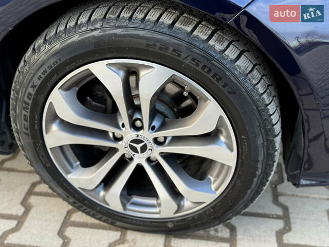 Синій Мерседес Е-Клас, об'ємом двигуна 2.2 л та пробігом 220 тис. км за 15700 $, фото 11 на Automoto.ua