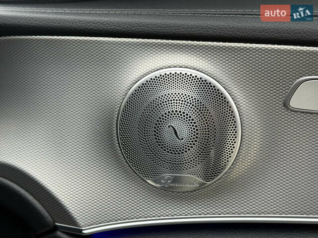 Синий Мерседес Е-Класс, объемом двигателя 1.95 л и пробегом 321 тыс. км за 19700 $, фото 19 на Automoto.ua