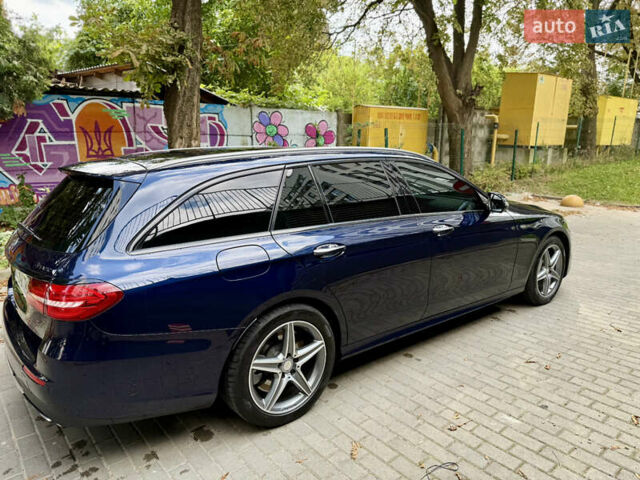 Мерседес Е-Класс 2017 в Львове на Automoto.ua Синий Мерседес Е-Класс, объемом двигателя 3 л и пробегом 120 тыс. км за 28000 $, фото 2 на Automoto.ua