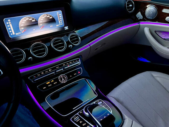 Мерседес Е-Класс 2017 в Львове на Automoto.ua Синий Мерседес Е-Класс, объемом двигателя 3 л и пробегом 120 тыс. км за 28000 $, фото 19 на Automoto.ua