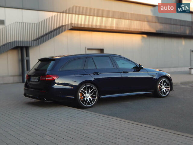 Синій Мерседес Е-Клас, об'ємом двигуна 4 л та пробігом 83 тис. км за 62490 $, фото 7 на Automoto.ua