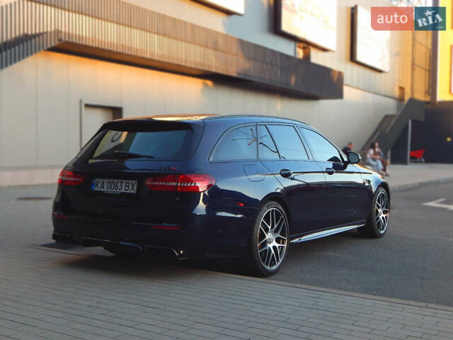 Синій Мерседес Е-Клас, об'ємом двигуна 4 л та пробігом 83 тис. км за 62490 $, фото 8 на Automoto.ua