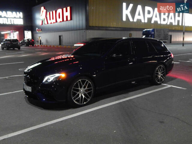 Синій Мерседес Е-Клас, об'ємом двигуна 4 л та пробігом 83 тис. км за 62490 $, фото 25 на Automoto.ua