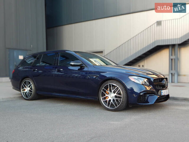 Мерседес Е-Клас 2018 у Києві на Automoto.ua Синій Мерседес Е-Клас, об'ємом двигуна 4 л та пробігом 83 тис. км за 63900 $, фото 5 на Automoto.ua