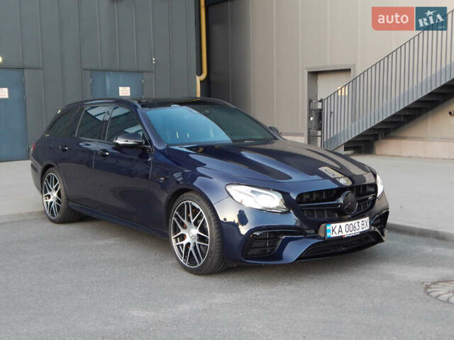 Мерседес Е-Клас 2018 у Києві на Automoto.ua Синій Мерседес Е-Клас, об'ємом двигуна 4 л та пробігом 83 тис. км за 63900 $, фото 22 на Automoto.ua