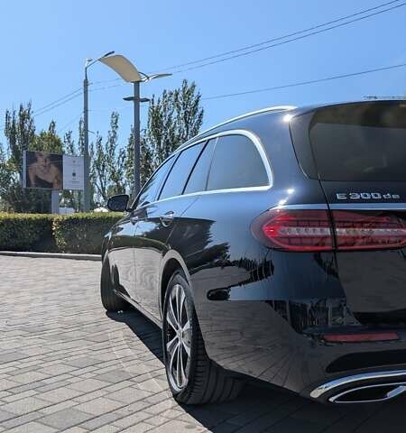 Синий Мерседес Е-Класс, объемом двигателя 1.95 л и пробегом 49 тыс. км за 53700 $, фото 7 на Automoto.ua