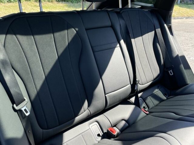 Синій Мерседес Е-Клас, об'ємом двигуна 0 л та пробігом 15 тис. км за 47800 $, фото 19 на Automoto.ua