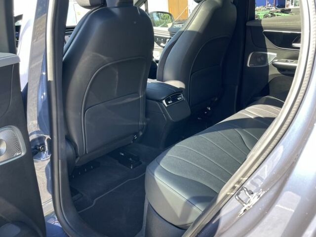 Синій Мерседес Е-Клас, об'ємом двигуна 0 л та пробігом 15 тис. км за 47800 $, фото 15 на Automoto.ua