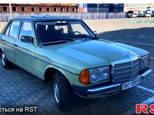 Зелений Мерседес Е-Клас, об'ємом двигуна 2.4 л та пробігом 250 тис. км за 3200 $, фото 1 на Automoto.ua