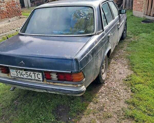 Зеленый Мерседес Е-Класс, объемом двигателя 0 л и пробегом 350 тыс. км за 900 $, фото 6 на Automoto.ua