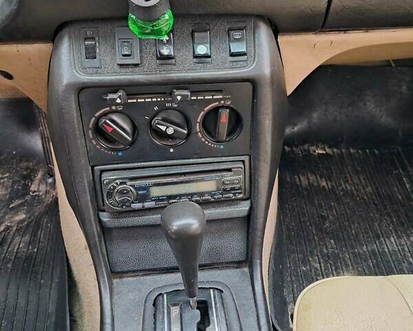 Зеленый Мерседес Е-Класс, объемом двигателя 0 л и пробегом 350 тыс. км за 900 $, фото 1 на Automoto.ua