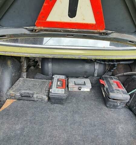 Зеленый Мерседес Е-Класс, объемом двигателя 0 л и пробегом 30 тыс. км за 1250 $, фото 10 на Automoto.ua