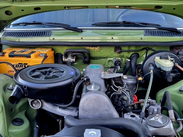 Зеленый Мерседес Е-Класс, объемом двигателя 2.4 л и пробегом 220 тыс. км за 10000 $, фото 18 на Automoto.ua