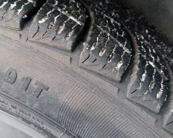 Зелений Мерседес Е-Клас, об'ємом двигуна 2.3 л та пробігом 350 тис. км за 1200 $, фото 12 на Automoto.ua