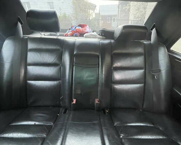 Зеленый Мерседес Е-Класс, объемом двигателя 2.4 л и пробегом 407 тыс. км за 3000 $, фото 12 на Automoto.ua