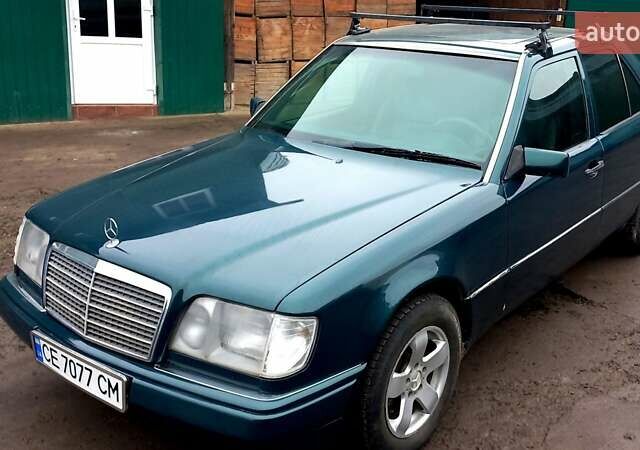 Зелений Мерседес Е-Клас, об'ємом двигуна 2.5 л та пробігом 300 тис. км за 3000 $, фото 1 на Automoto.ua