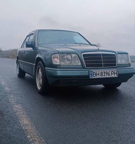 Зелений Мерседес Е-Клас, об'ємом двигуна 2.2 л та пробігом 549 тис. км за 3200 $, фото 17 на Automoto.ua