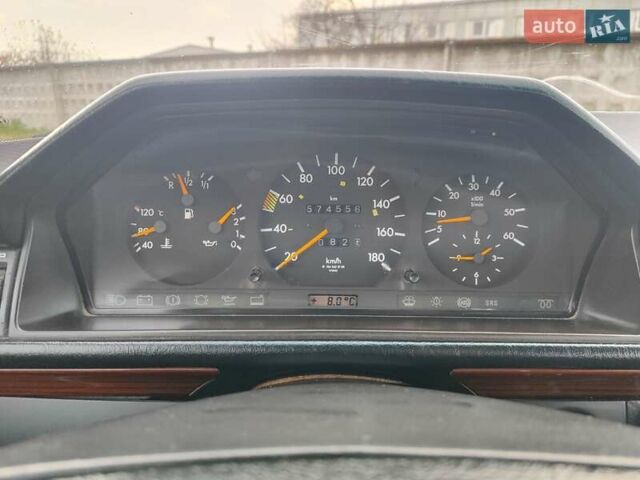 Зеленый Мерседес Е-Класс, объемом двигателя 2 л и пробегом 500 тыс. км за 2300 $, фото 25 на Automoto.ua