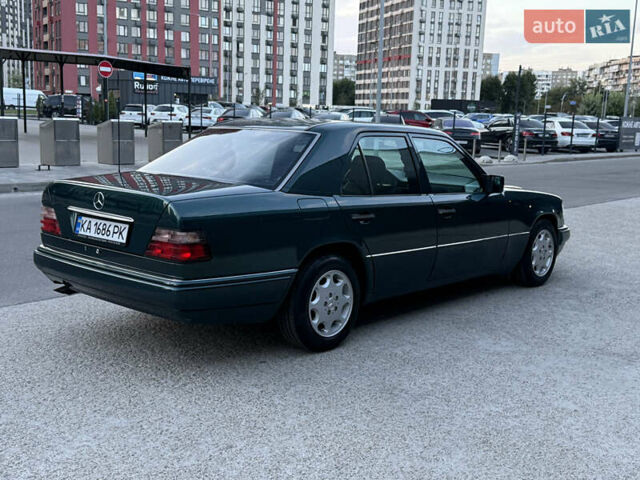 Зелений Мерседес Е-Клас, об'ємом двигуна 2.8 л та пробігом 300 тис. км за 10000 $, фото 8 на Automoto.ua