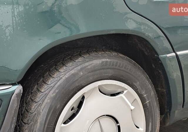 Зеленый Мерседес Е-Класс, объемом двигателя 2 л и пробегом 460 тыс. км за 3450 $, фото 25 на Automoto.ua