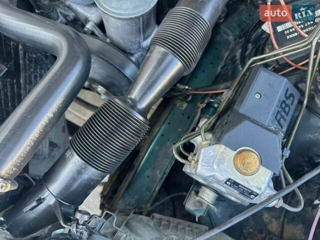 Зеленый Мерседес Е-Класс, объемом двигателя 2 л и пробегом 556 тыс. км за 2550 $, фото 35 на Automoto.ua