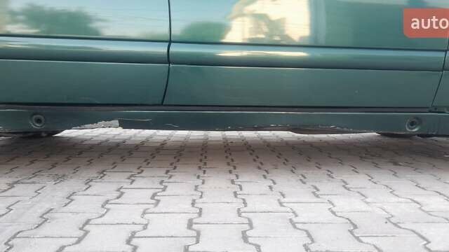 Зеленый Мерседес Е-Класс, объемом двигателя 2.3 л и пробегом 373 тыс. км за 2700 $, фото 12 на Automoto.ua