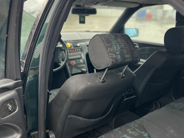 Зеленый Мерседес Е-Класс, объемом двигателя 4.2 л и пробегом 400 тыс. км за 3100 $, фото 7 на Automoto.ua