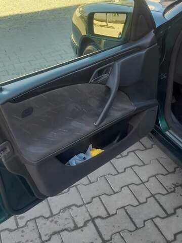 Зеленый Мерседес Е-Класс, объемом двигателя 2.3 л и пробегом 373 тыс. км за 2700 $, фото 5 на Automoto.ua