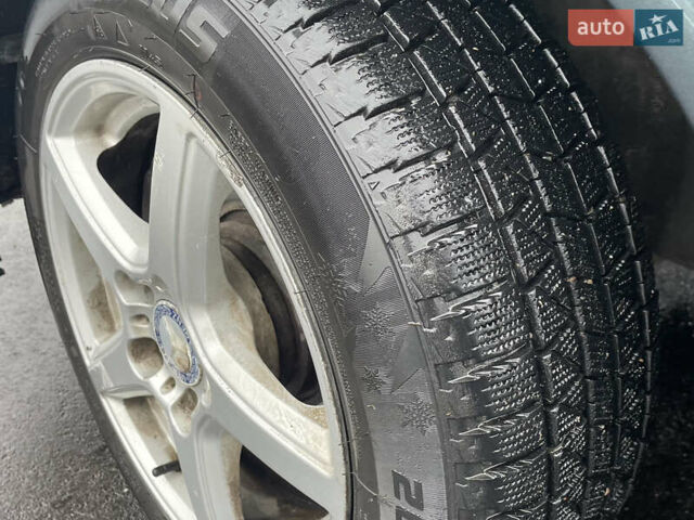 Зеленый Мерседес Е-Класс, объемом двигателя 3.2 л и пробегом 333 тыс. км за 2450 $, фото 15 на Automoto.ua