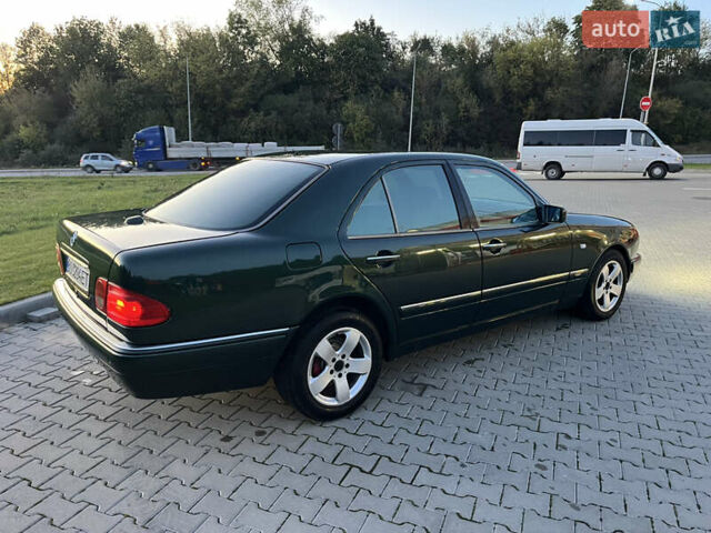 Зеленый Мерседес Е-Класс, объемом двигателя 4.2 л и пробегом 301 тыс. км за 4450 $, фото 9 на Automoto.ua