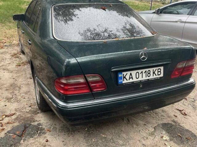 Зелений Мерседес Е-Клас, об'ємом двигуна 2.8 л та пробігом 440 тис. км за 3000 $, фото 4 на Automoto.ua