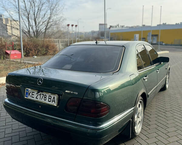 Зеленый Мерседес Е-Класс, объемом двигателя 2.8 л и пробегом 280 тыс. км за 5500 $, фото 5 на Automoto.ua