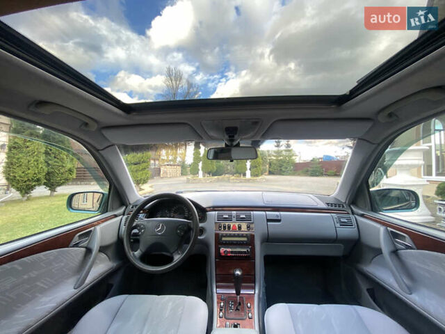 Мерседес Е-Класс 1999 в Долине на Automoto.ua Зеленый Мерседес Е-Класс, объемом двигателя 2.69 л и пробегом 410 тыс. км за 5250 $, фото 2 на Automoto.ua