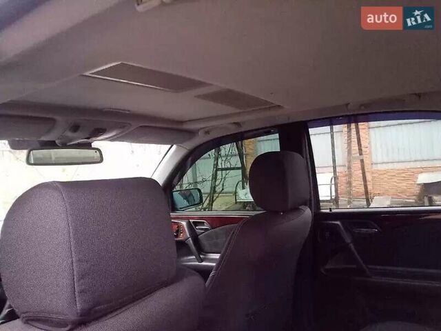 Зеленый Мерседес Е-Класс, объемом двигателя 4.27 л и пробегом 396 тыс. км за 4444 $, фото 1 на Automoto.ua